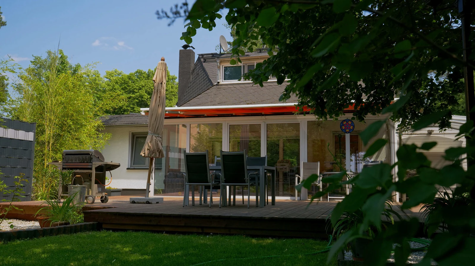 Haus am Wasser mit naturnahem Garten in Kablow